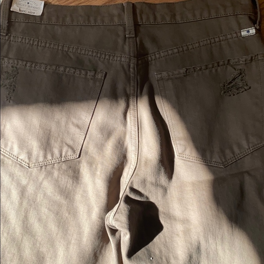 BNWT Lucky Brand distressed jeans green size 6(28) - Picture 7 of 8
